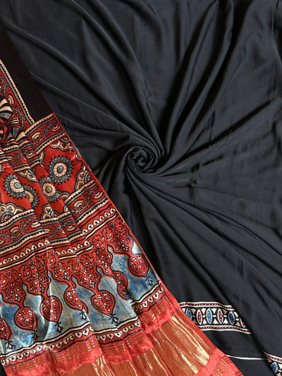 LAAL PARI : Handblock Ajrakh Modal Silk Suitset