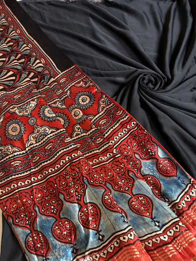 LAAL PARI : Handblock Ajrakh Modal Silk Suitset