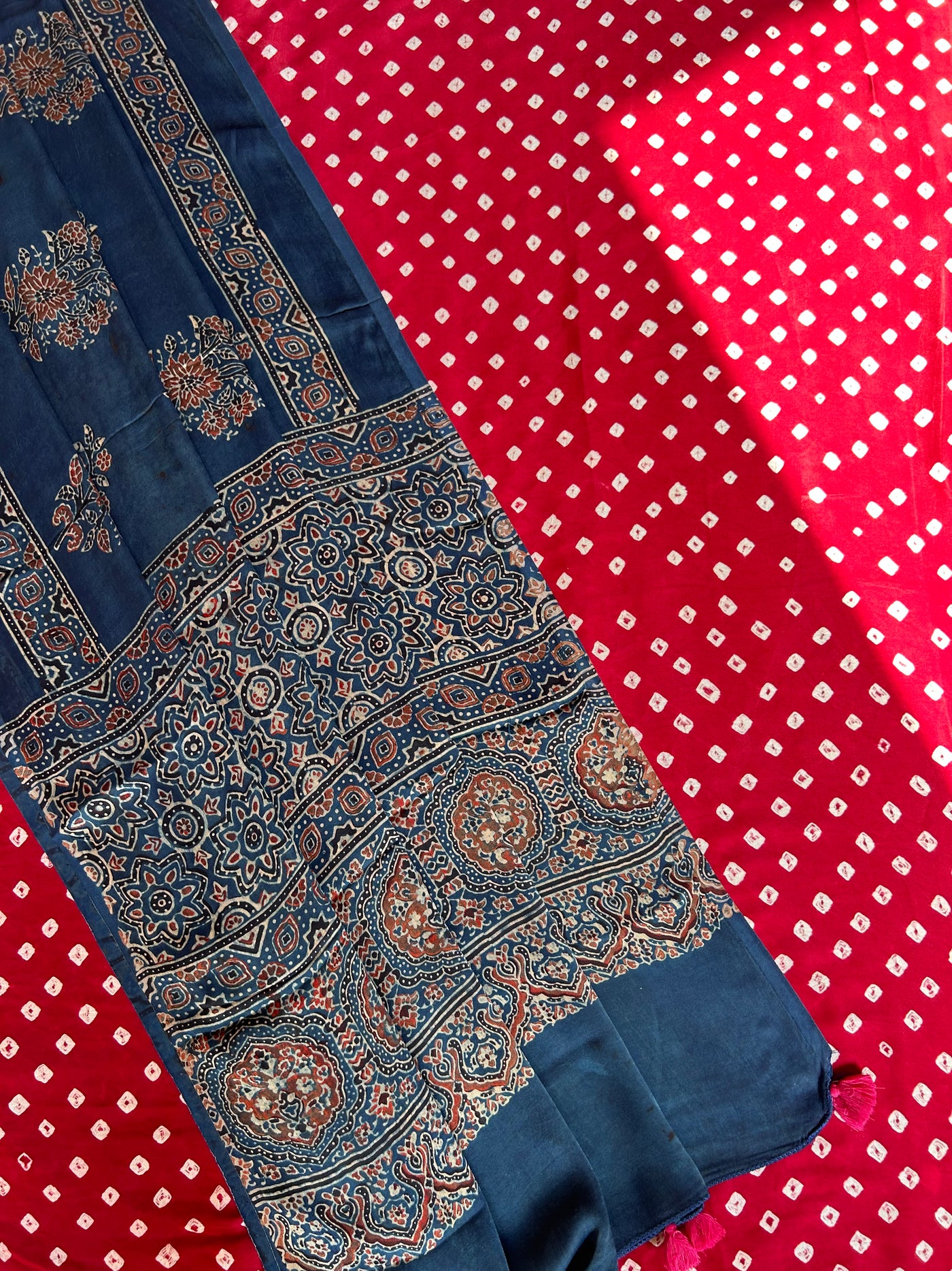 GANIKA : HANDBLOCK AJRAKH MODAL SILK DUPATTA WITH DYED MODAL SILK BANDHANI SUIT SET