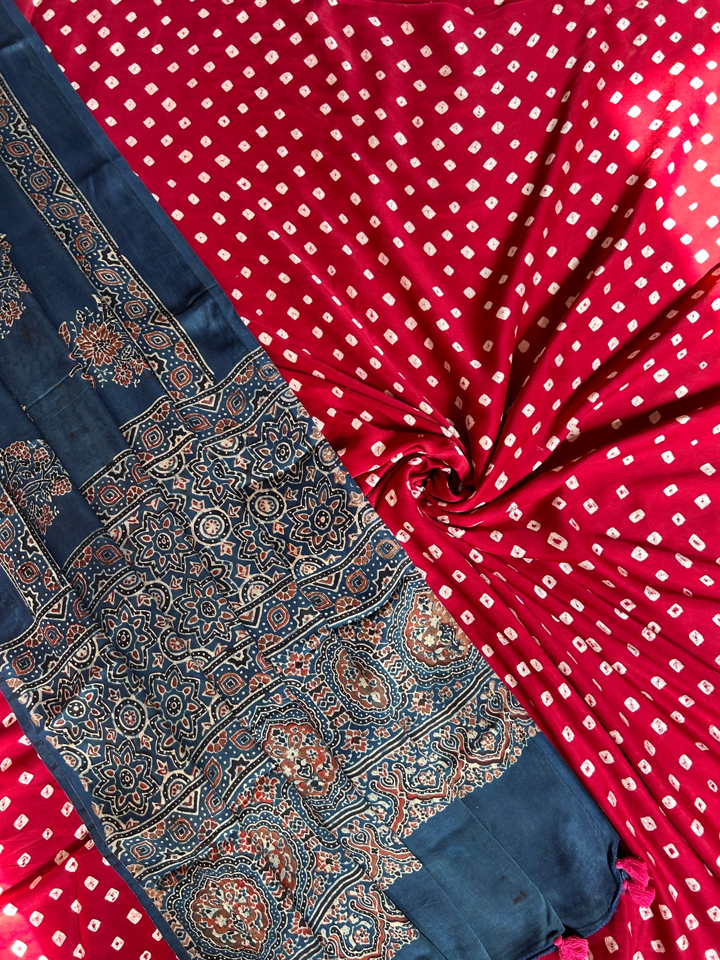 GANIKA : HANDBLOCK AJRAKH MODAL SILK DUPATTA WITH DYED MODAL SILK BANDHANI SUIT SET