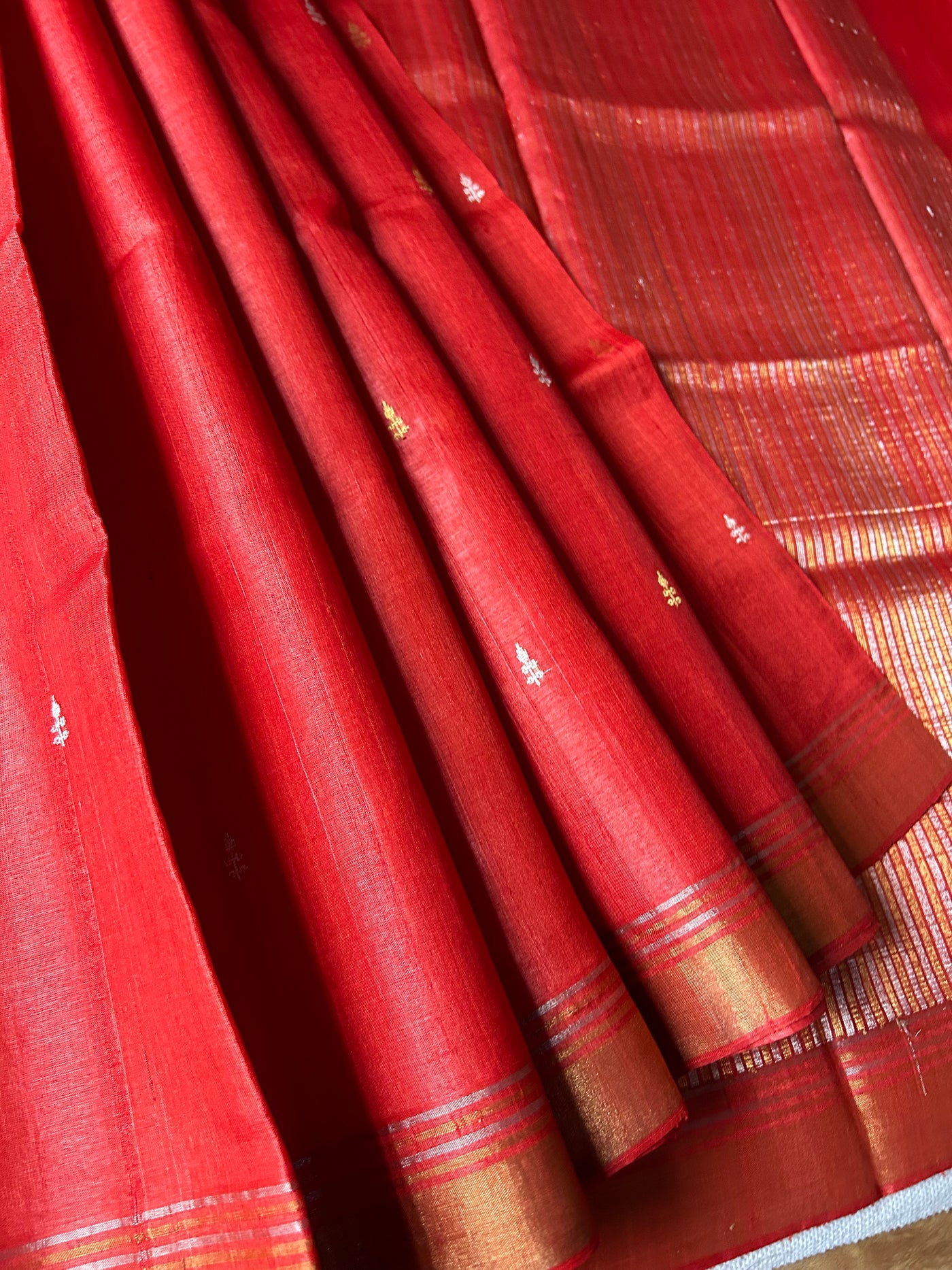 Red & Gold : Handloom Kosa Tussar silk saree