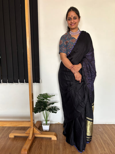 KAALI RAAT: Handmade Modal Silk Saree with Tissue Pallu