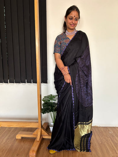 KAALI RAAT: Handmade Modal Silk Saree with Tissue Pallu