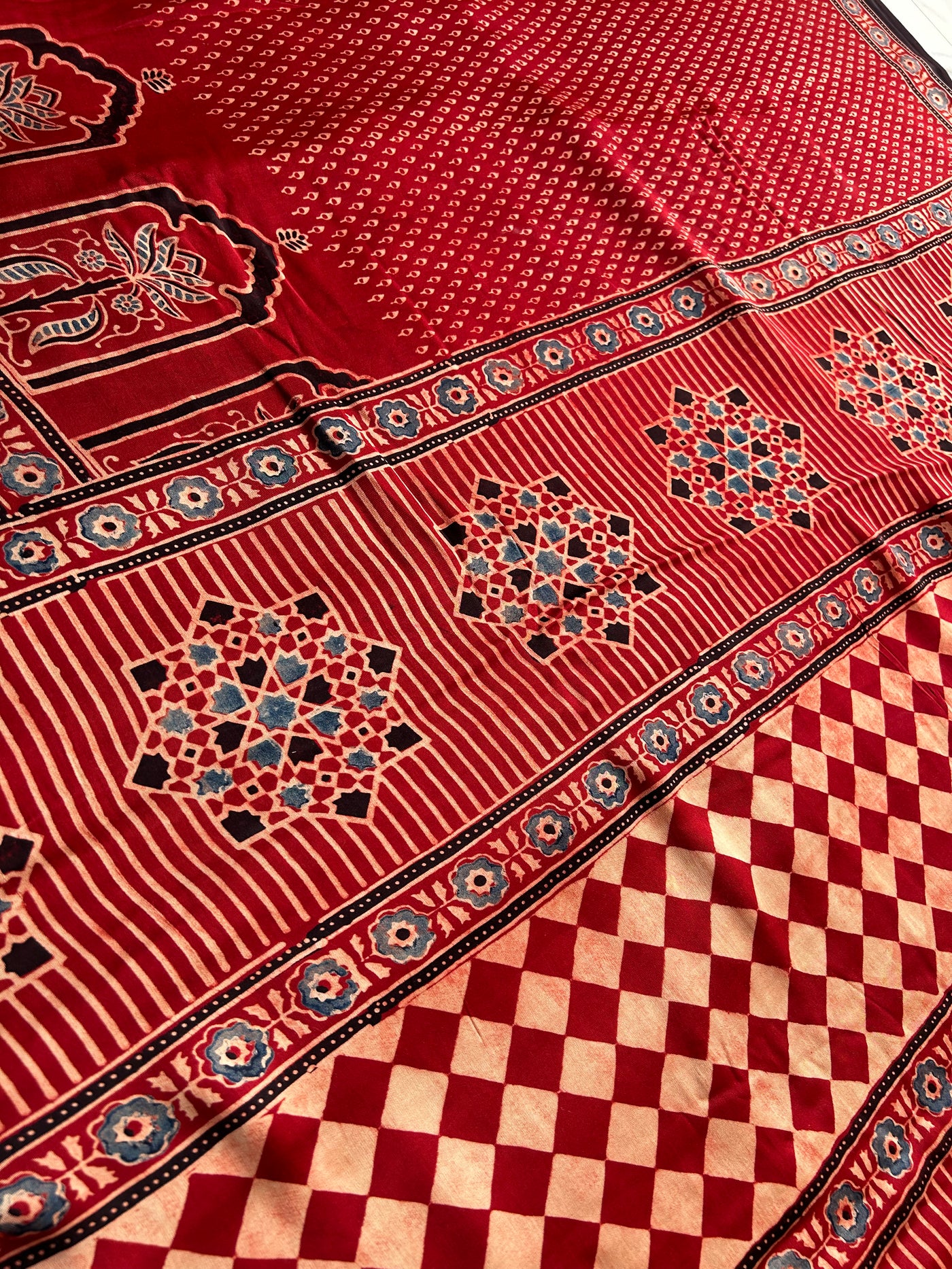 UTSAVI: Handblock Modal Silk Tissue Ajrakh Saree