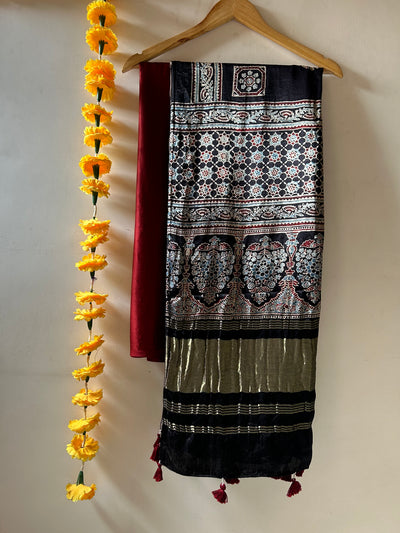 BHAVYA : Handblock Ajrakh Modal Silk Suitset