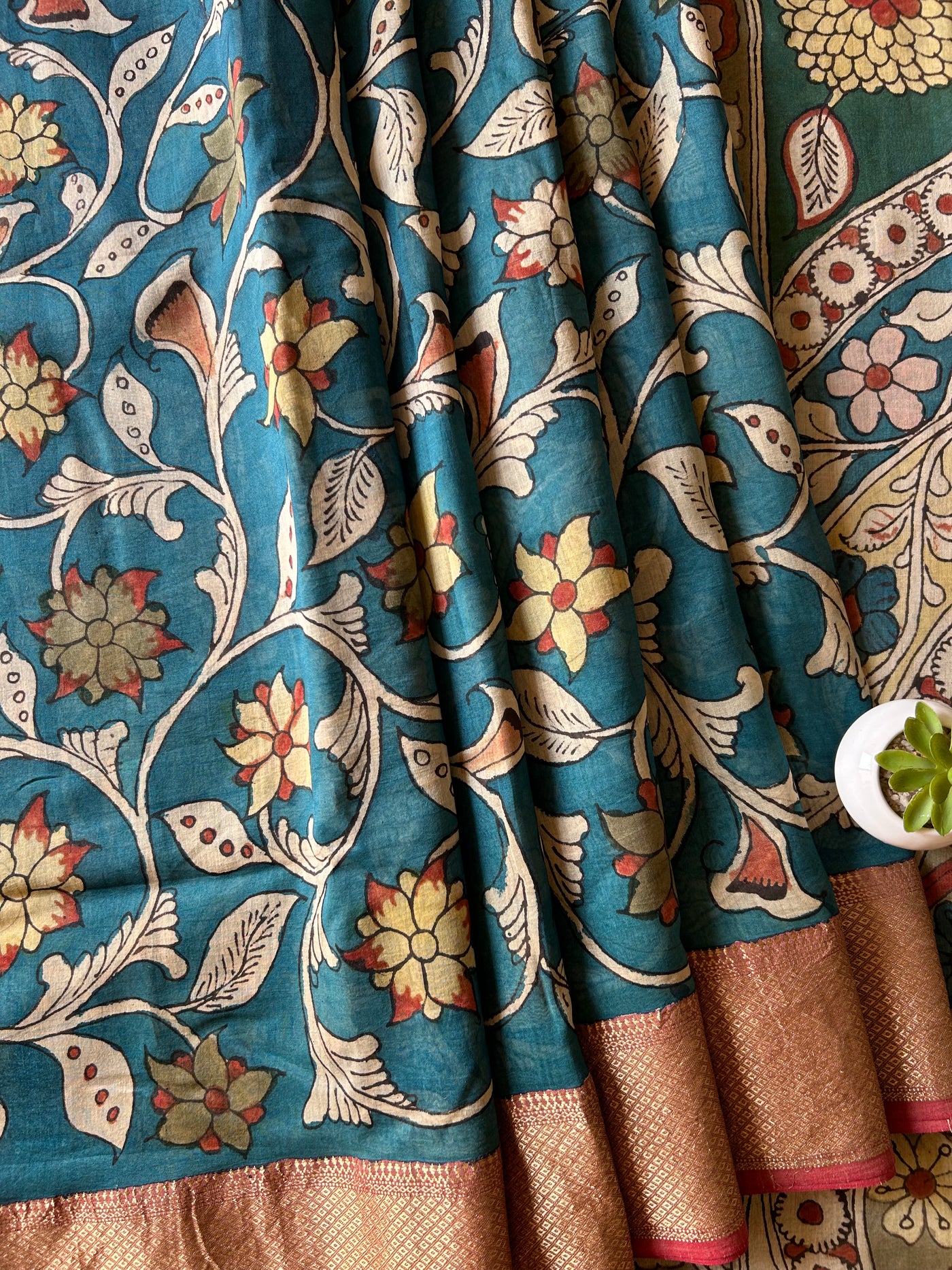 CHANDRAMUKHI: Handloom Maheshwari Pure Silk-Cott Pen Kalamkari Saree