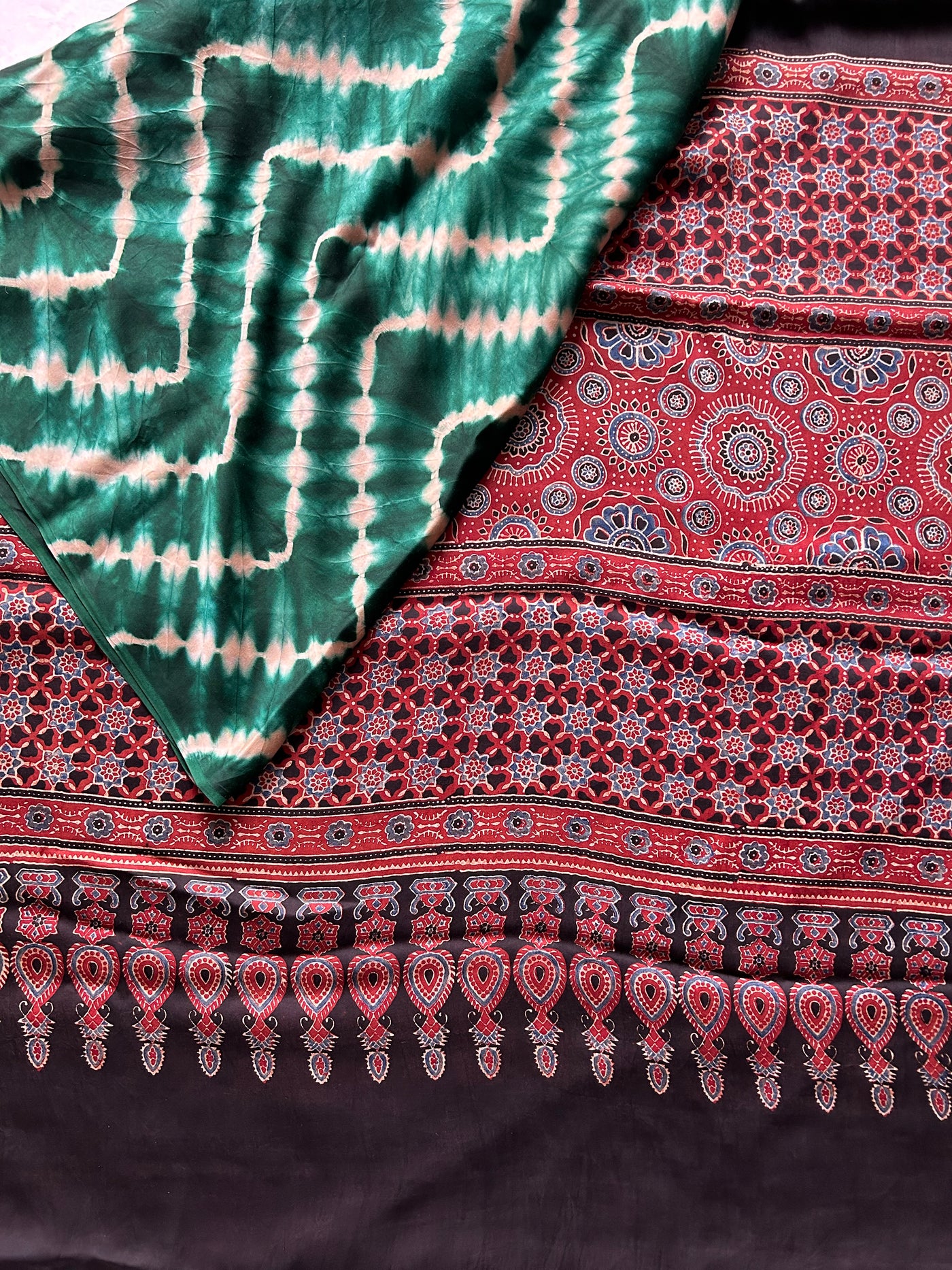 Hara Ishq : Handmade LEHRIYA- AJRAKH Modal Silk Saree