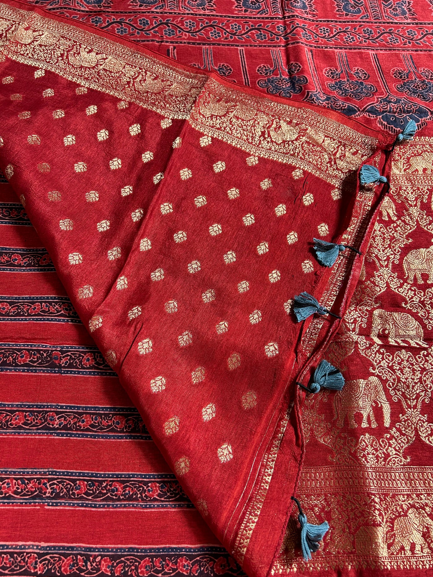 JUHI:Premium Dola SILK Meenakari PalluAjrak Saree