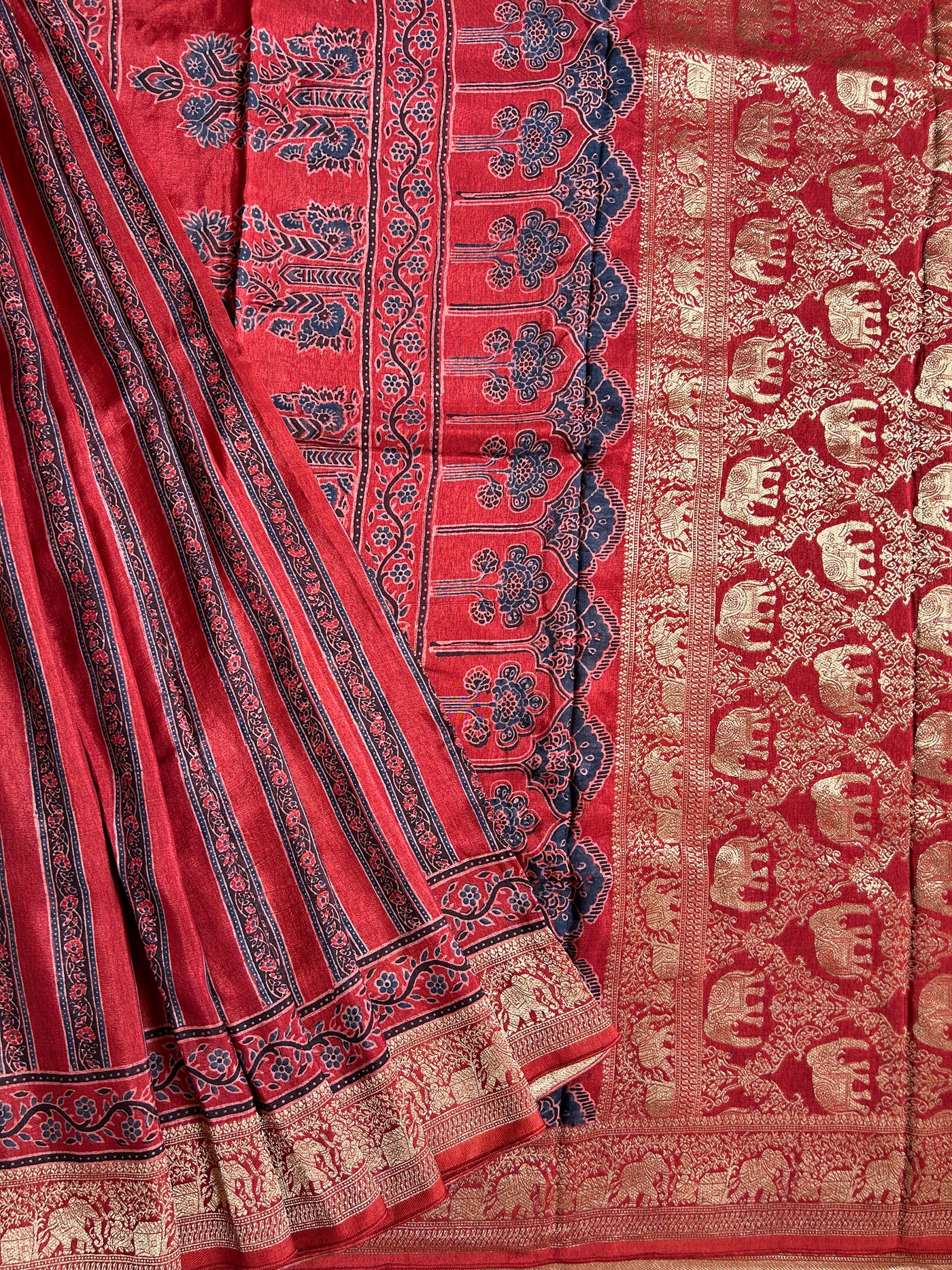 JUHI:Premium Dola SILK Meenakari PalluAjrak Saree