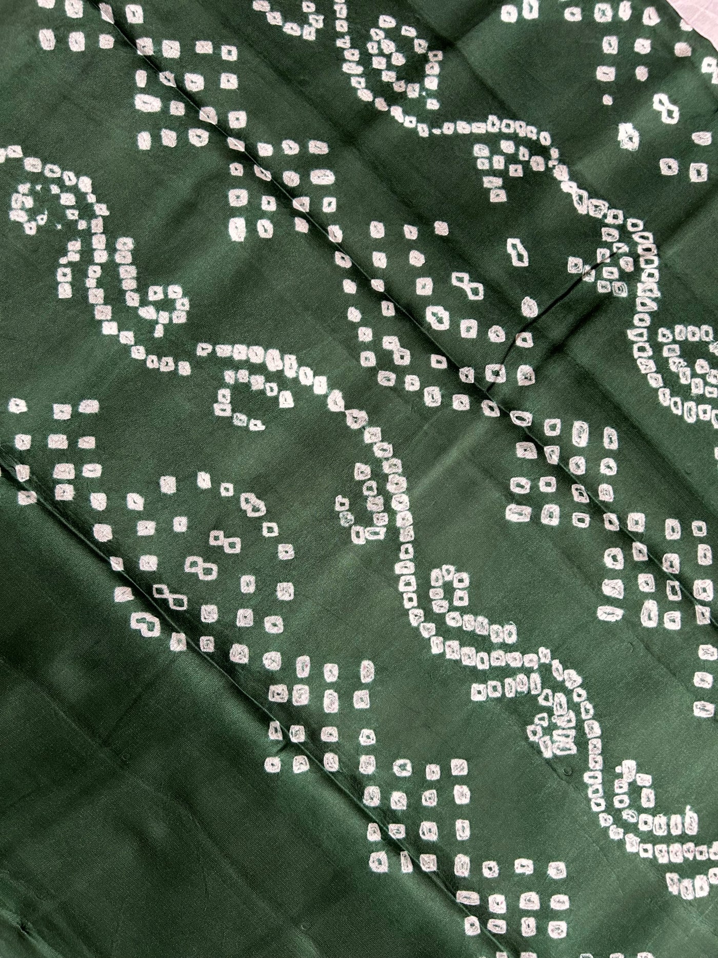 Calla Lily: Handmade Clamp Dye- Bandhej Modal Silk Saree