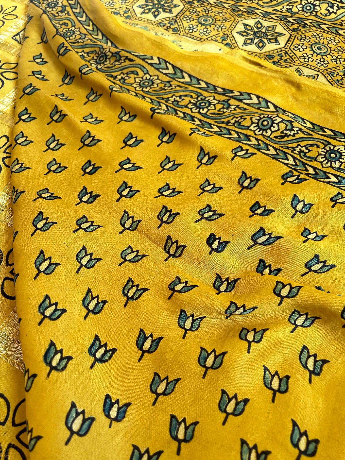 KUNDAN:Handmade Gharchola Ajrakh Saree