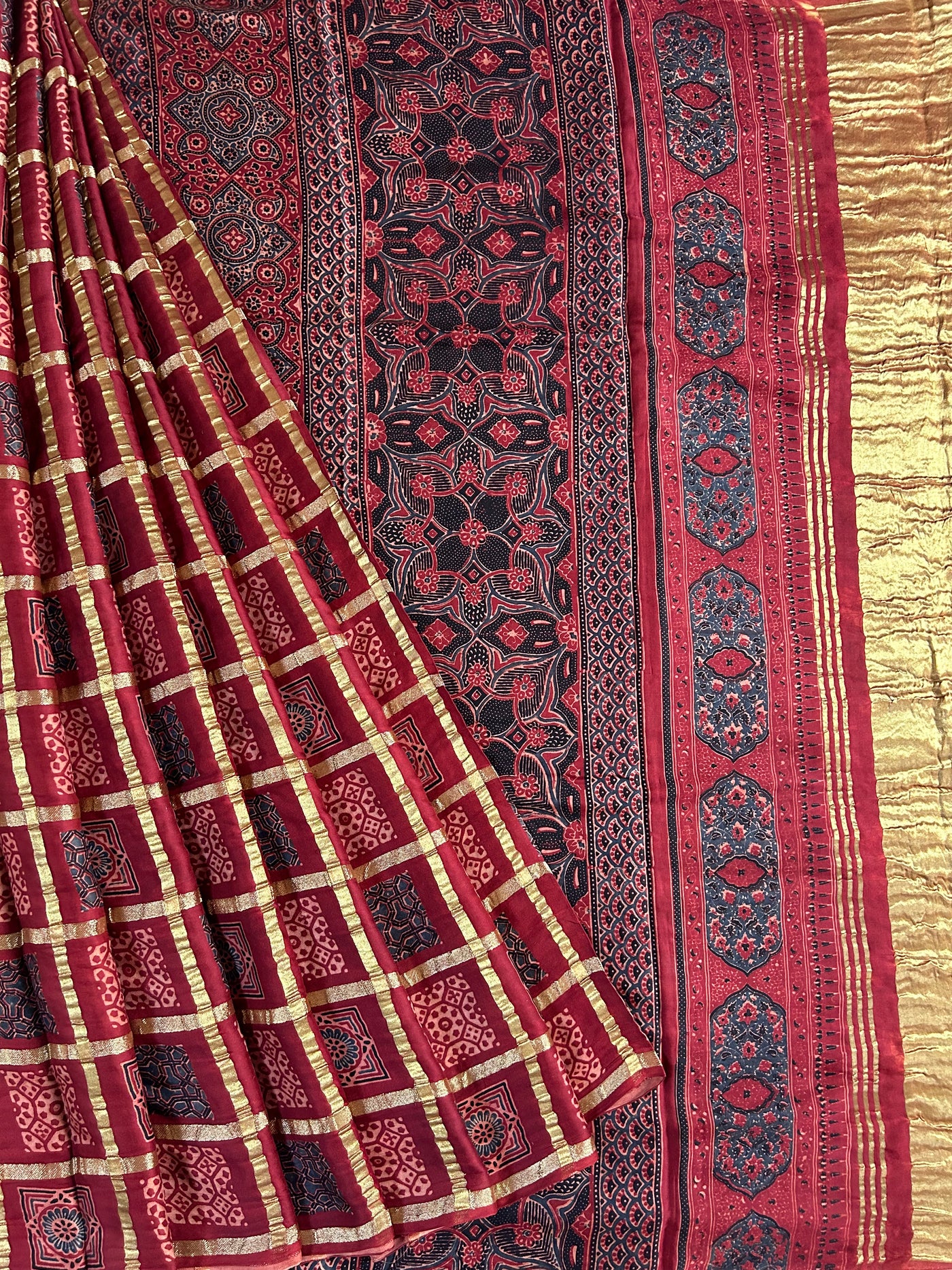 KUNTI:Handmade Gharchola Ajrakh Saree