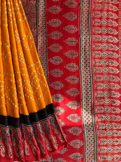 AABHA : HANDMADE BANDHANI AJRAKH MODAL SILK SAREE WITH TISSUE PALLU