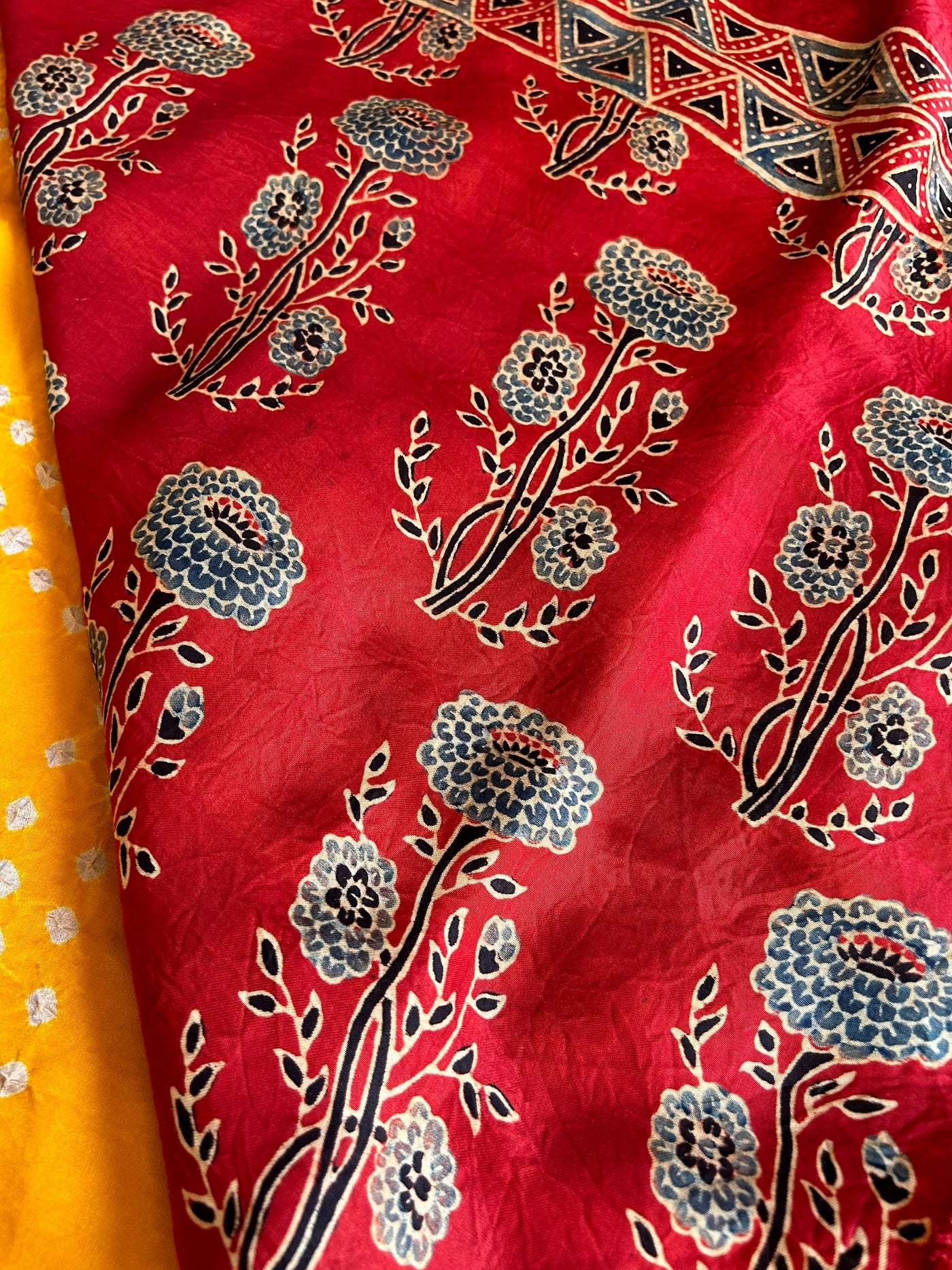 KADAMBARI : HANDMADE BANDHANI AJRAKH MODAL SILK SAREE WITH TISSUE PALLU