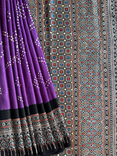 MANJULA-  HANDMADE BANDHANI AJRAKH MODAL SILK SAREE WITH TISSUE PALLU