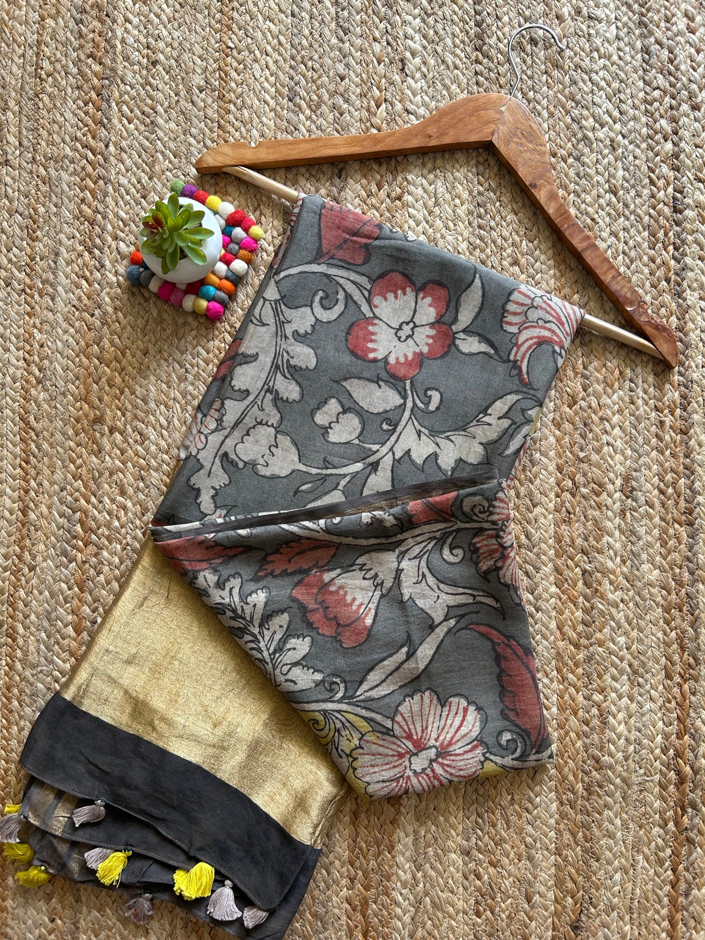 Kriti:Hand-drawn & Hand-painted Penkalamkari chanderi dupatta l