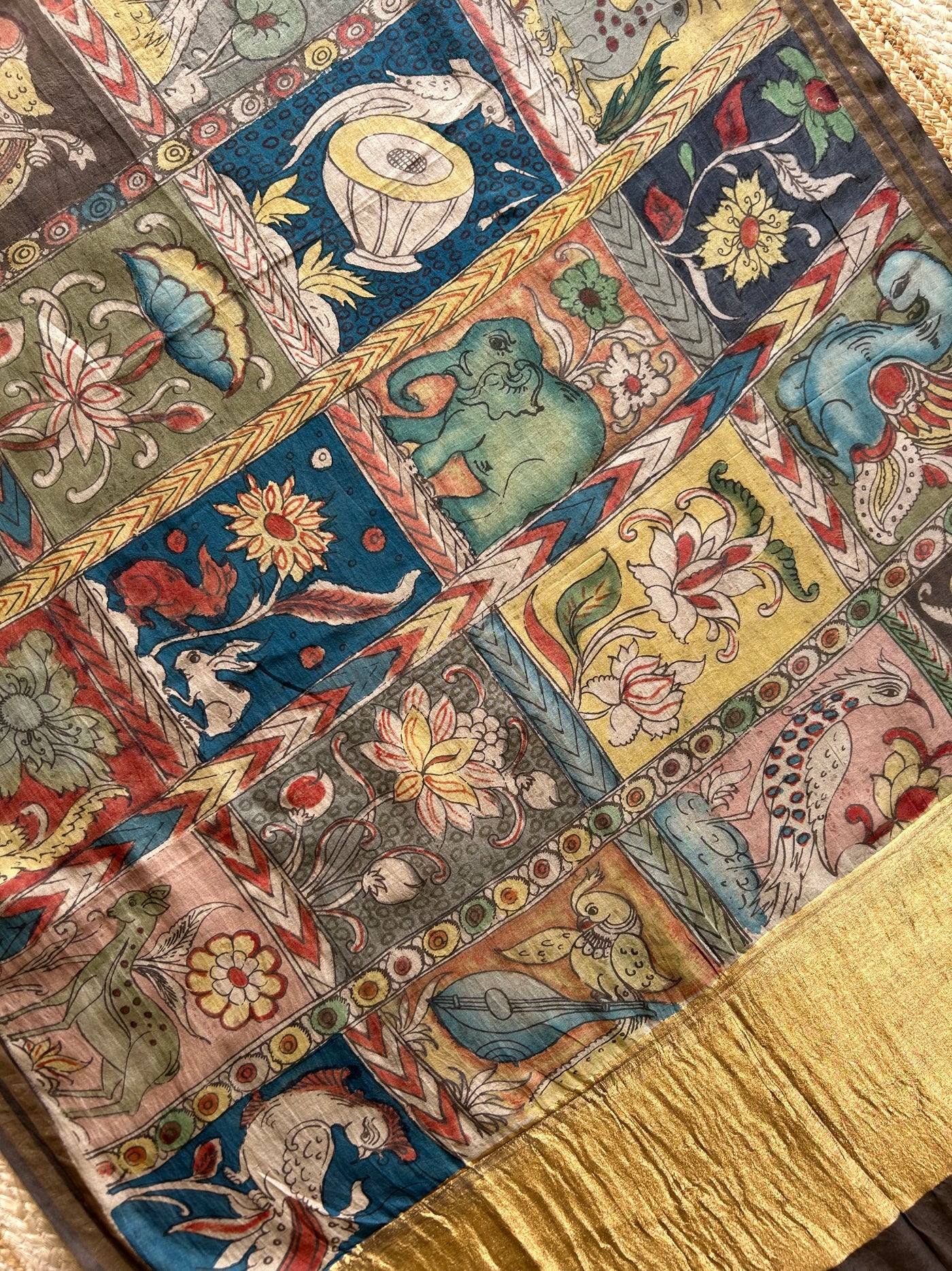 Phool:Hand-drawn & Hand-painted Penkalamkari chanderi dupatta