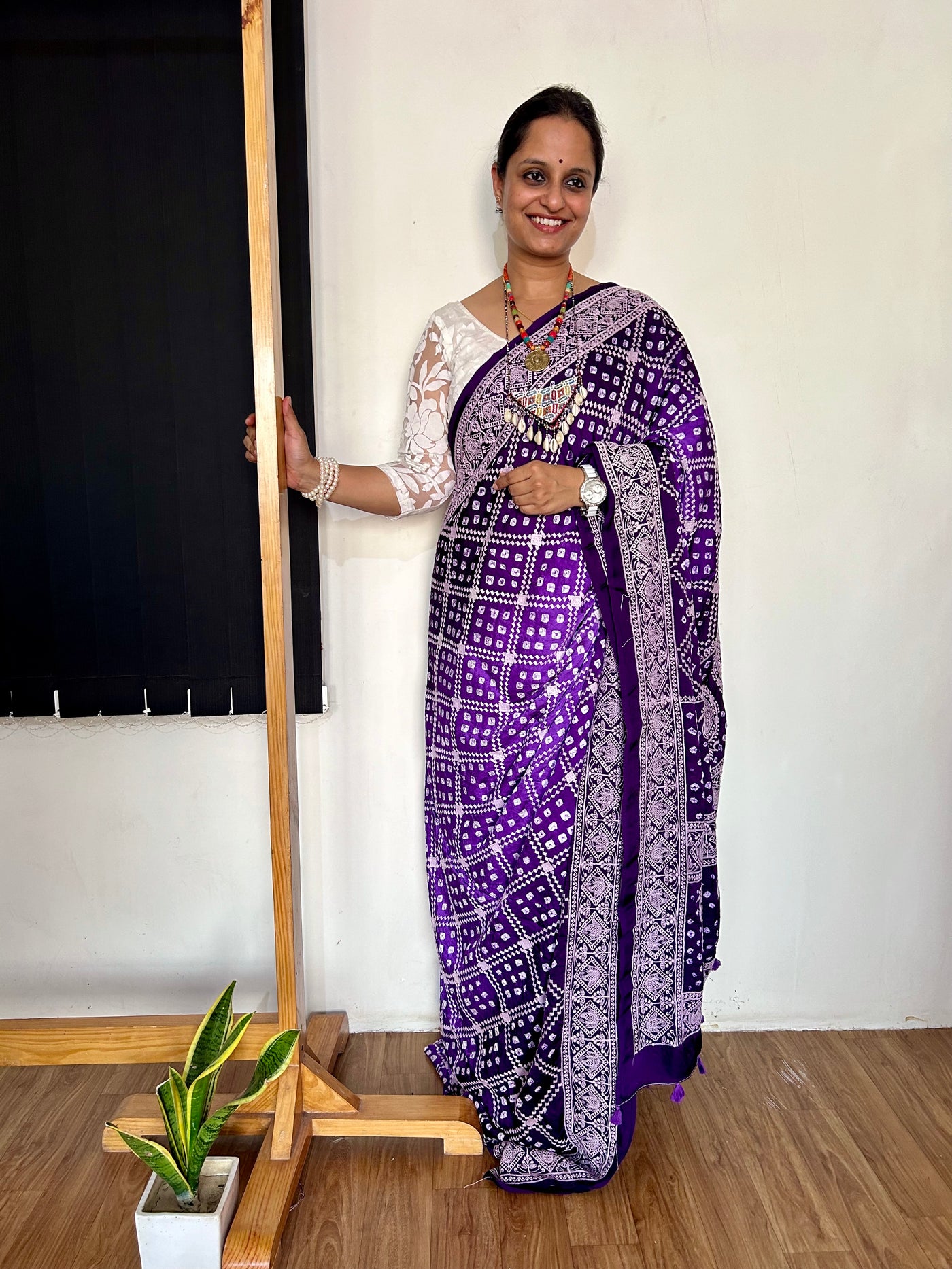 NIGHTINGALE : Handmade Bandhani Modal Silk Saree With Thread Embroidery Work