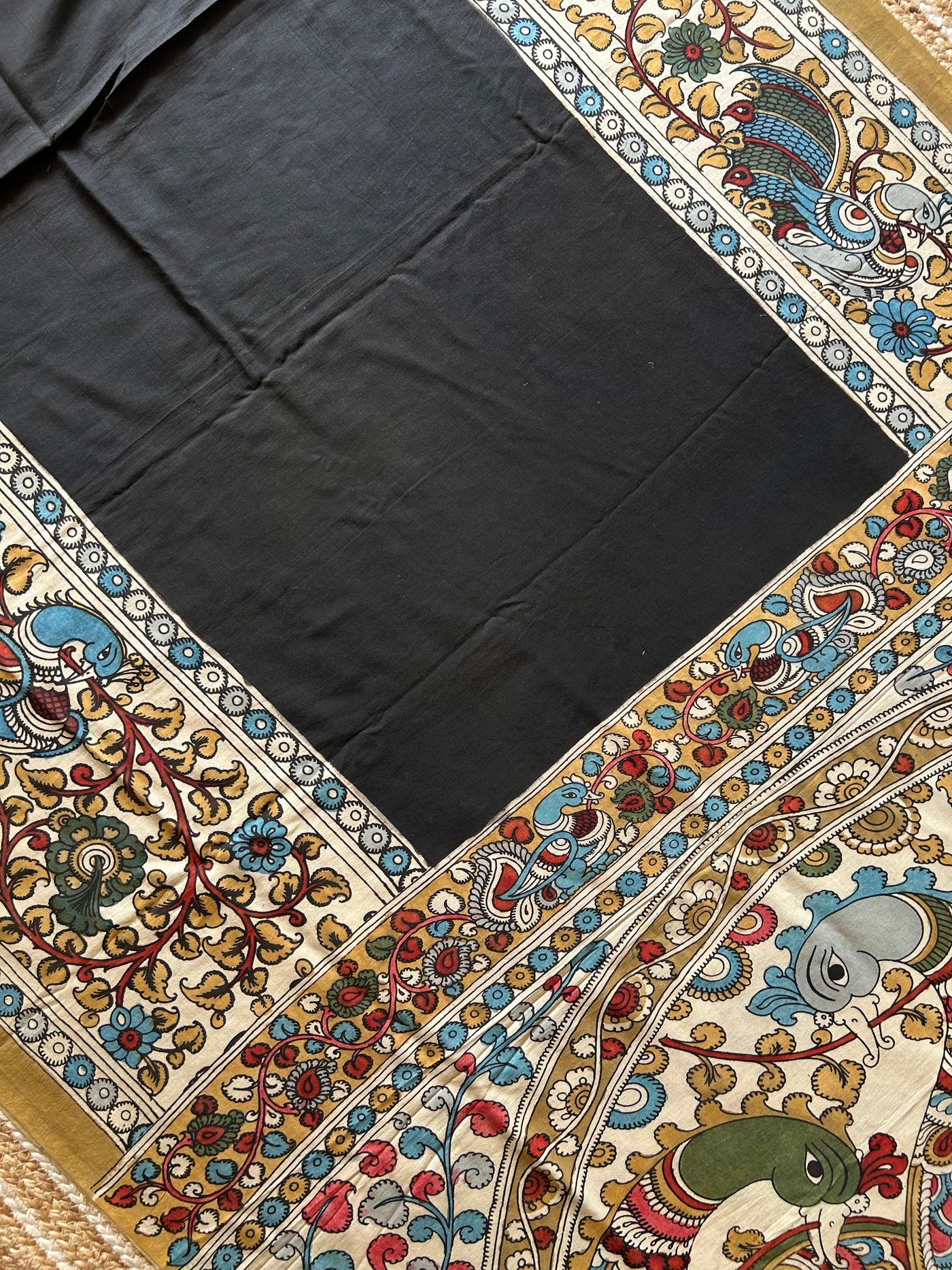 MAYURA:BLACK,HANDDRAWN&HANDPAINTED CHENNUR SILK PENKALAMKARI SAREE