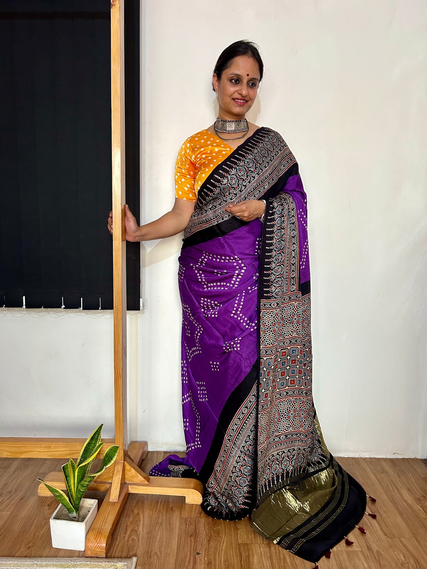 MANJULA-  HANDMADE BANDHANI AJRAKH MODAL SILK SAREE WITH TISSUE PALLU