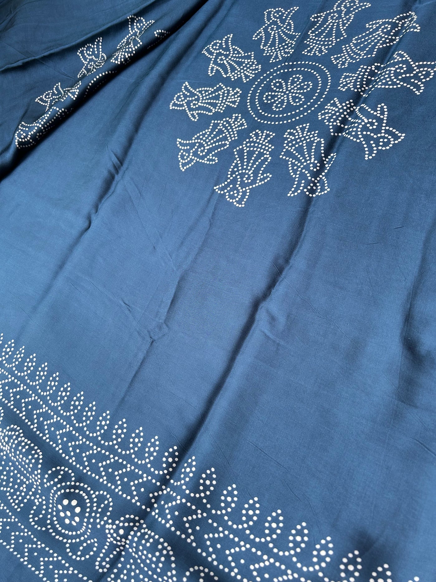 KUMKUM : Printed modal silk with tissue pallu