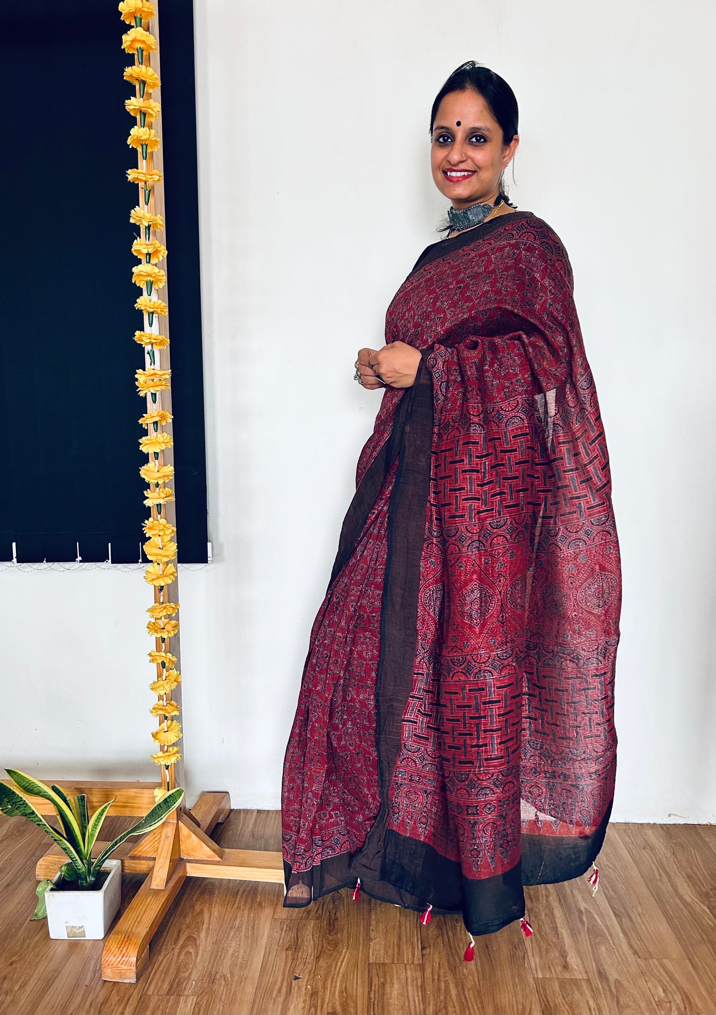 RAINA:HANDBLOCK AJRAKH PURE SILK-LINEN SAREE