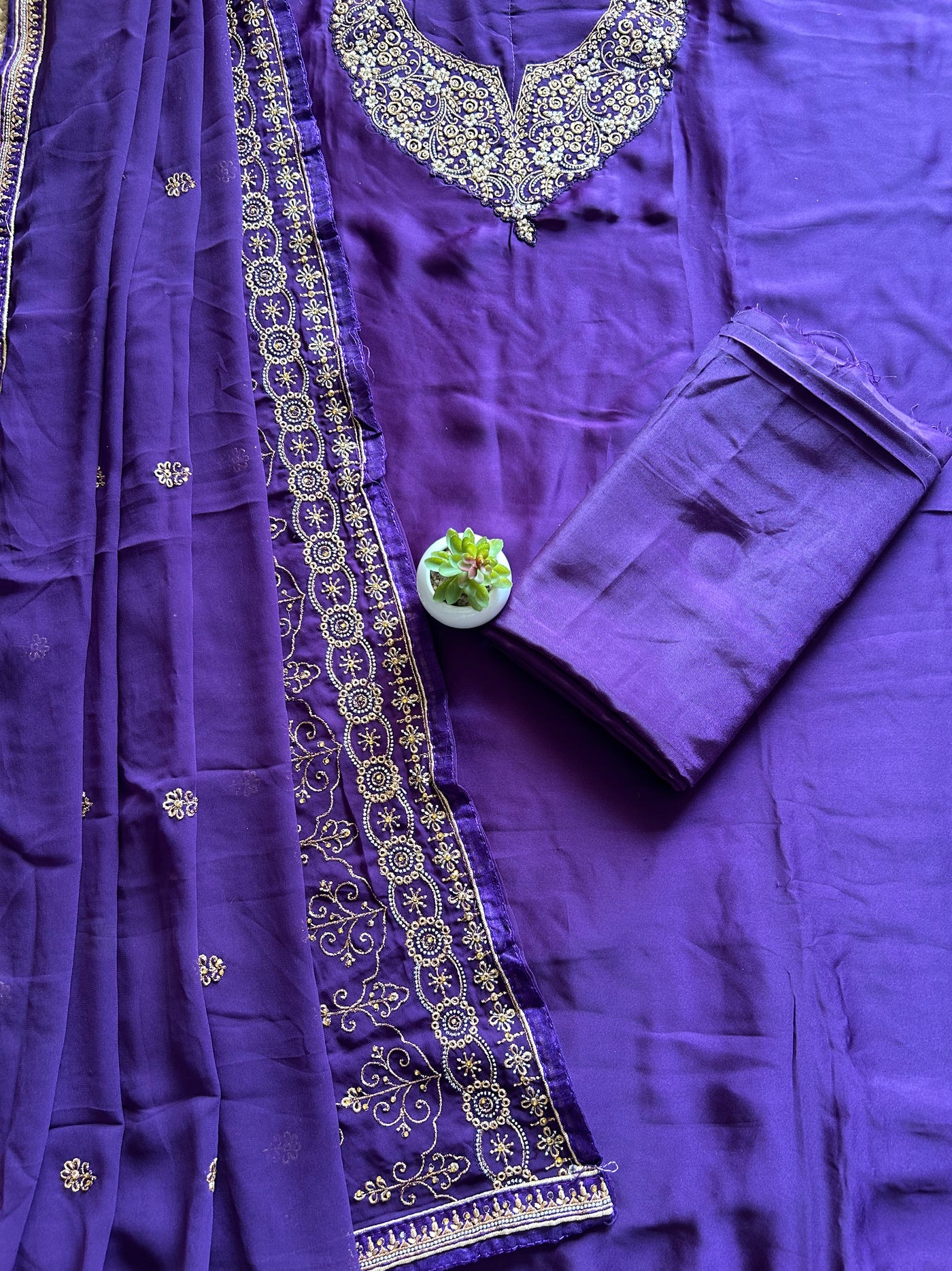 GULMOHAR:DESIGNER GEORGETTE SATIN SILK 3 PIECE SUIT SET WITH INNER LINING