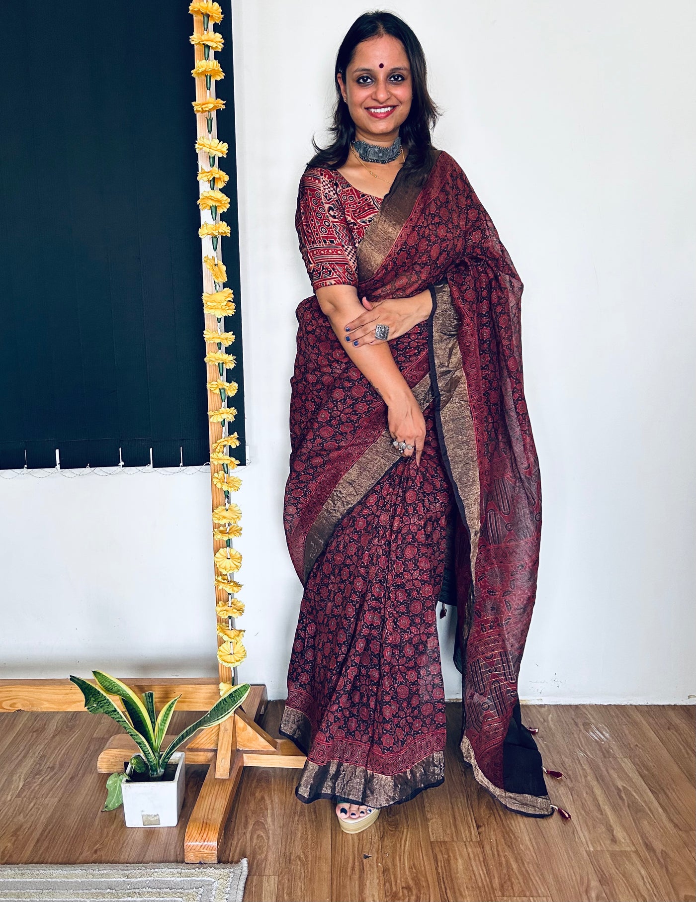 SHOBHITA:HANDBLOCK AJRAKH PURE SILK-LINEN SAREE
