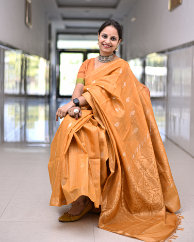 THE GOLDEN TREASURE : Handloom Kosa Tussar silk saree